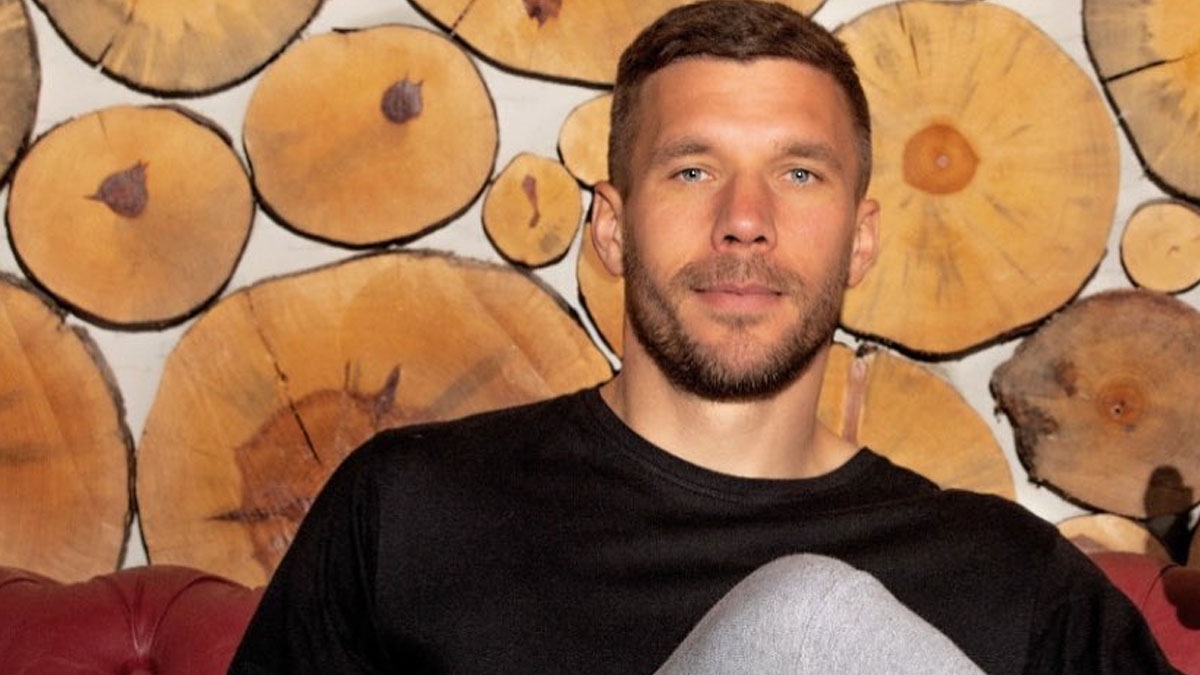 Nach Metzelder-Urteil: Lukas Podolski äußert sich