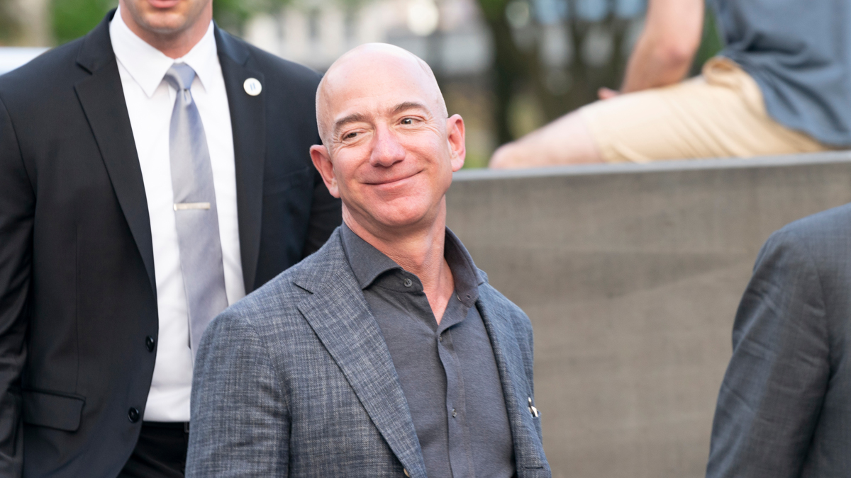 Jeff Bezos Vermögen - So reich ist er 2023