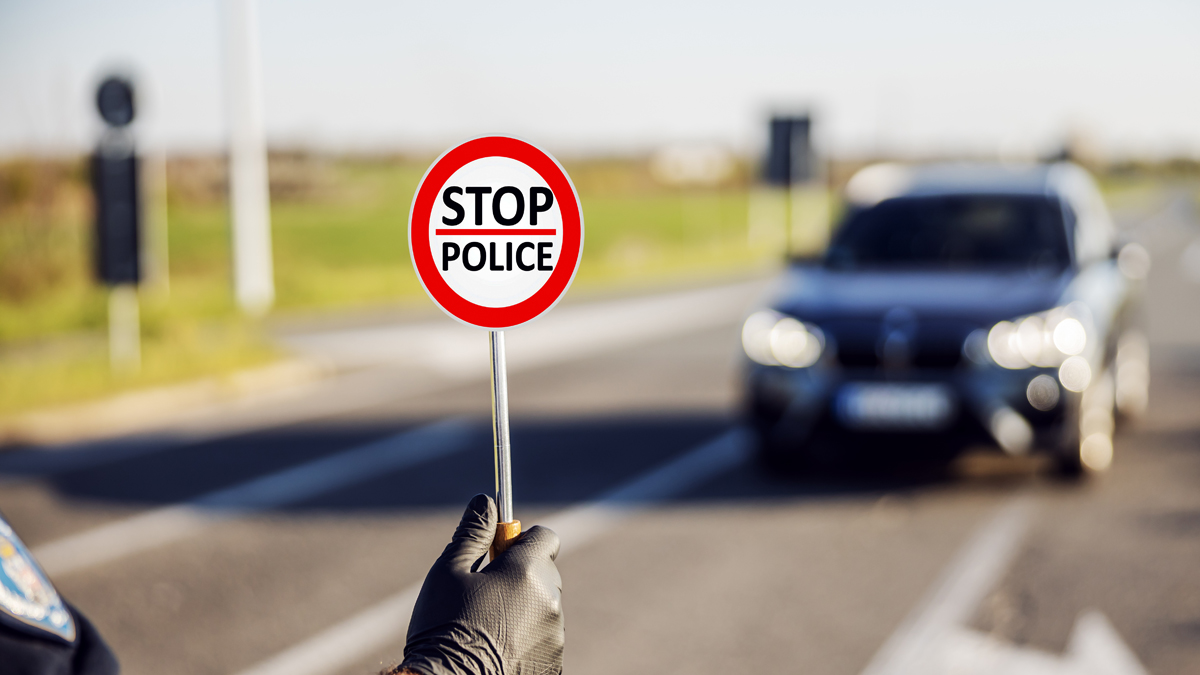 Erste Polizeikontrolle: Mann fährt 70 Jahre ohne Führerschein
