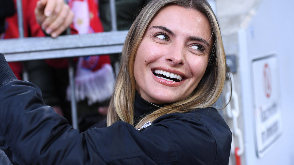 „Baywatch 2.0“: Sophia Thomalla sorgt mit neuem Foto für Schnappatmung