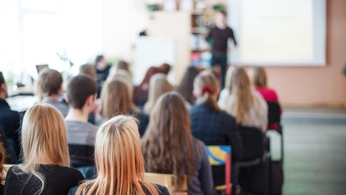 Hamburg: Kinder müssen Strafe zahlen, wenn sie im Unterricht kein Deutsch sprechen