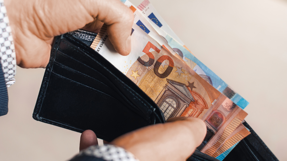 NRW verschenkt 1.200 Euro monatlich: So erhält man den Zuschuss