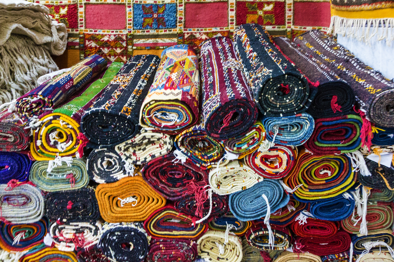 Fakten über Teppiche: Am Teuersten, am Größten und am Ältesten – Menschen lieben sie einfach