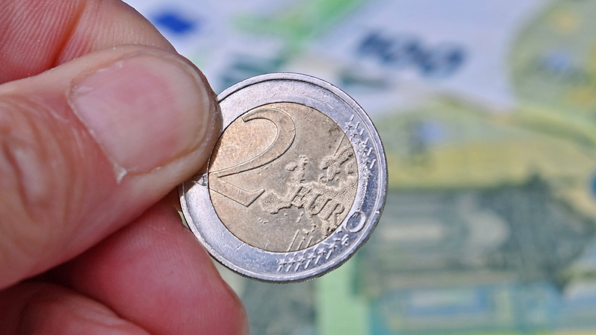 Nicht ausgeben: Besondere 2-Euro-Münze aus Niedersachsen ist 700 Euro wert