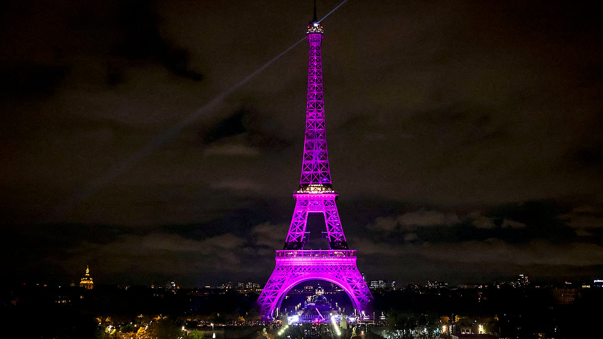 Rosa Oktober: Paris setzt ein besonderes Zeichen gegen Brustkrebs