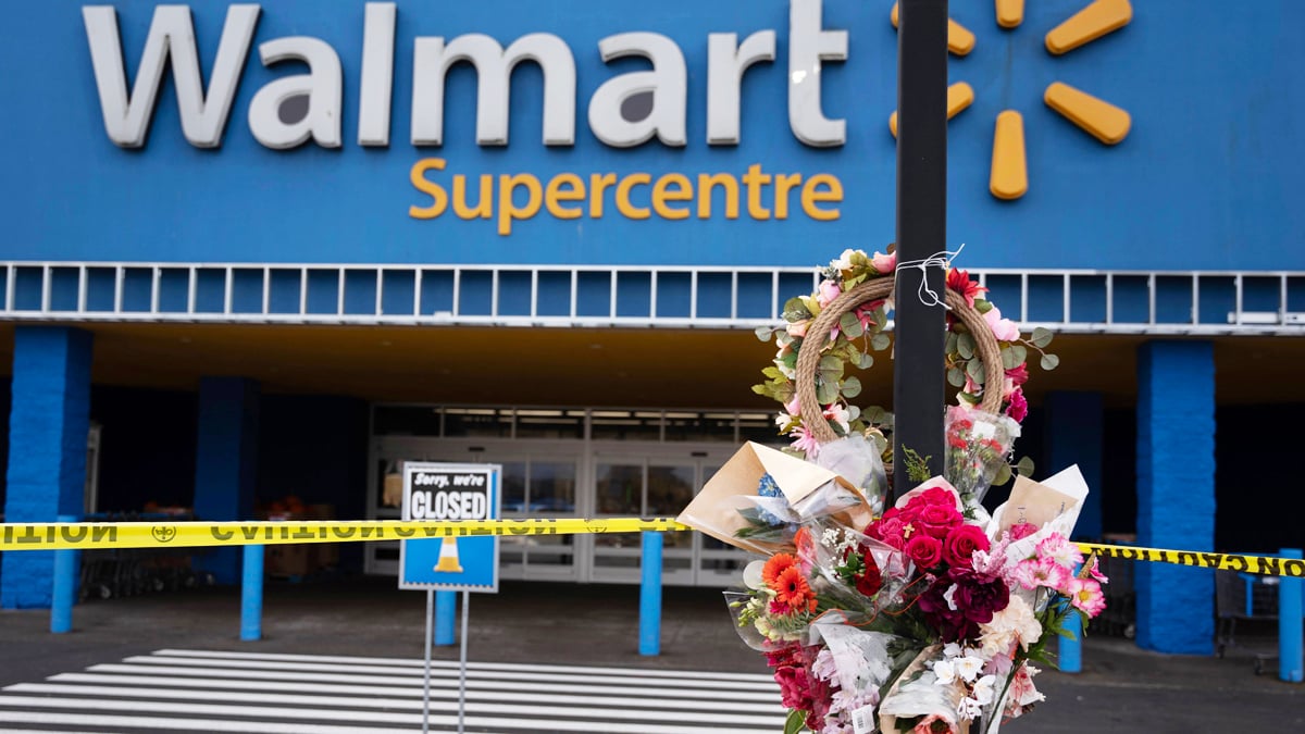 Walmart: Leiche einer 19-jährigen Mitarbeiterin in Backofen gefunden