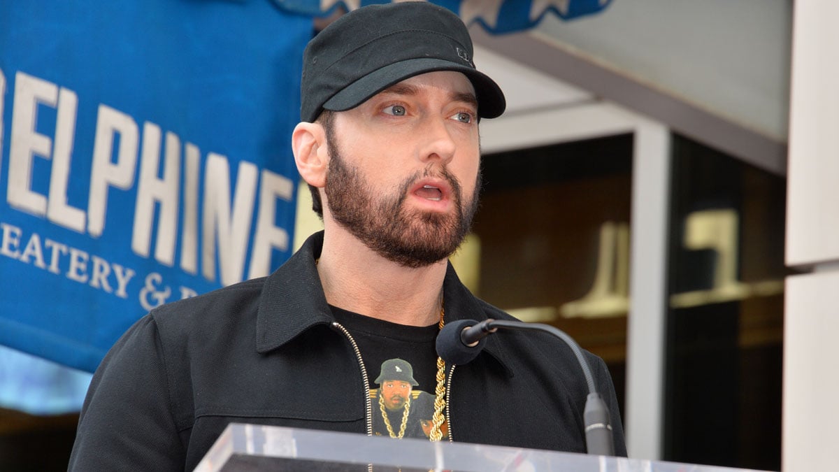 Eminem trauert um seine Mutter: Debbie Nelson nach Diagnose im Alter von 69 Jahren gestorben