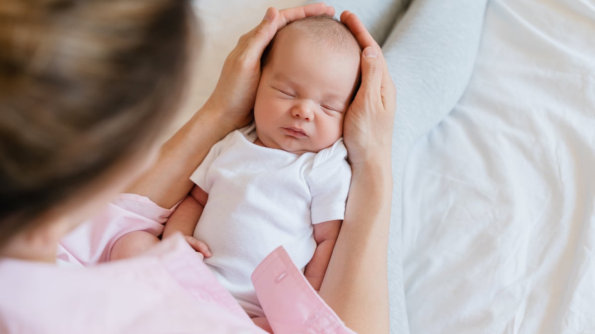 Pädagogin fordert „Wickel-Erlaubnis“ für Babys und entfacht Debatte