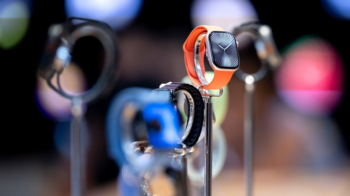 Apple Keynote: Verschiedene Modelle der Apple Watch Series 10 stehen im Apple Store in der 5th Avenue in Manhattan.