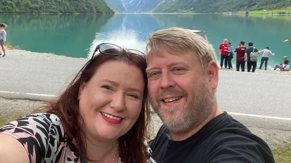 Krebsdiagnose mit 51: Dawn Clegg und ihr Partner Arron