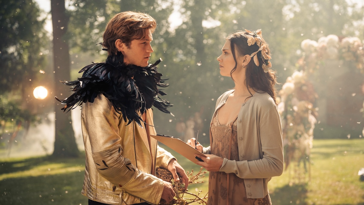 Damian Hardung (James Beaufort), Harriet Herbig-Matten (Ruby Bell) in „Maxton Hall“ Staffel 2