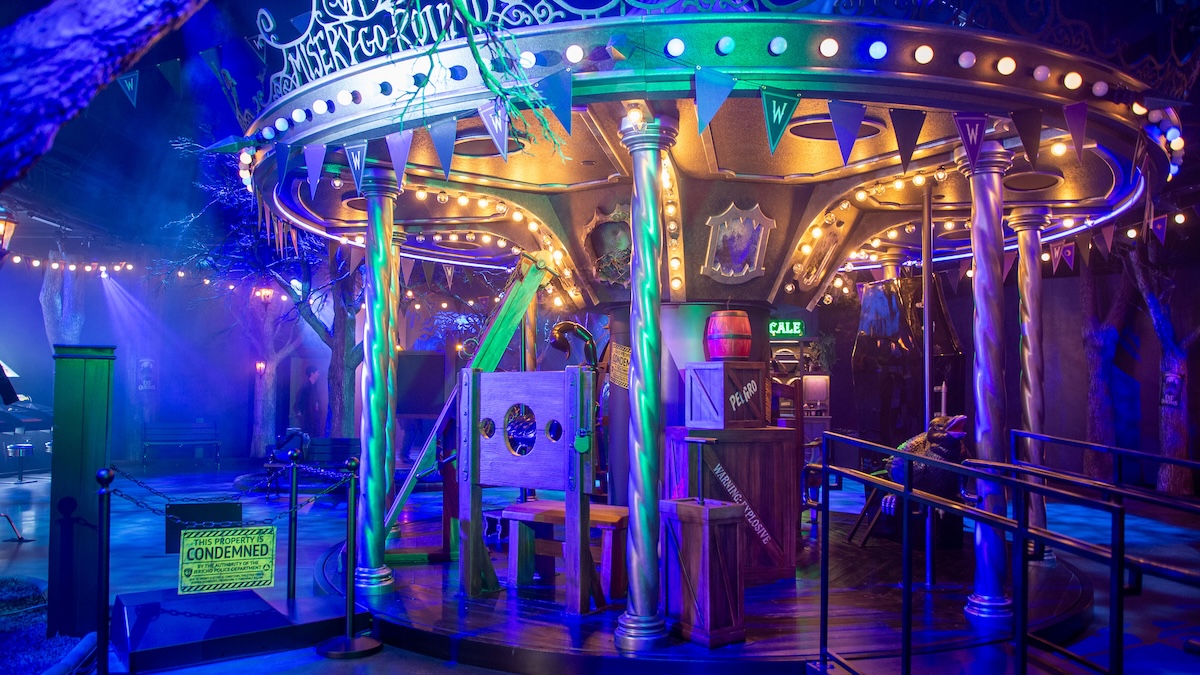 Konkurrenz für Disneyland: Was es in der Erlebniswelt „Netflix House“ zu sehen gibt 6 Karussell in der Erlebniswelt Netflix House