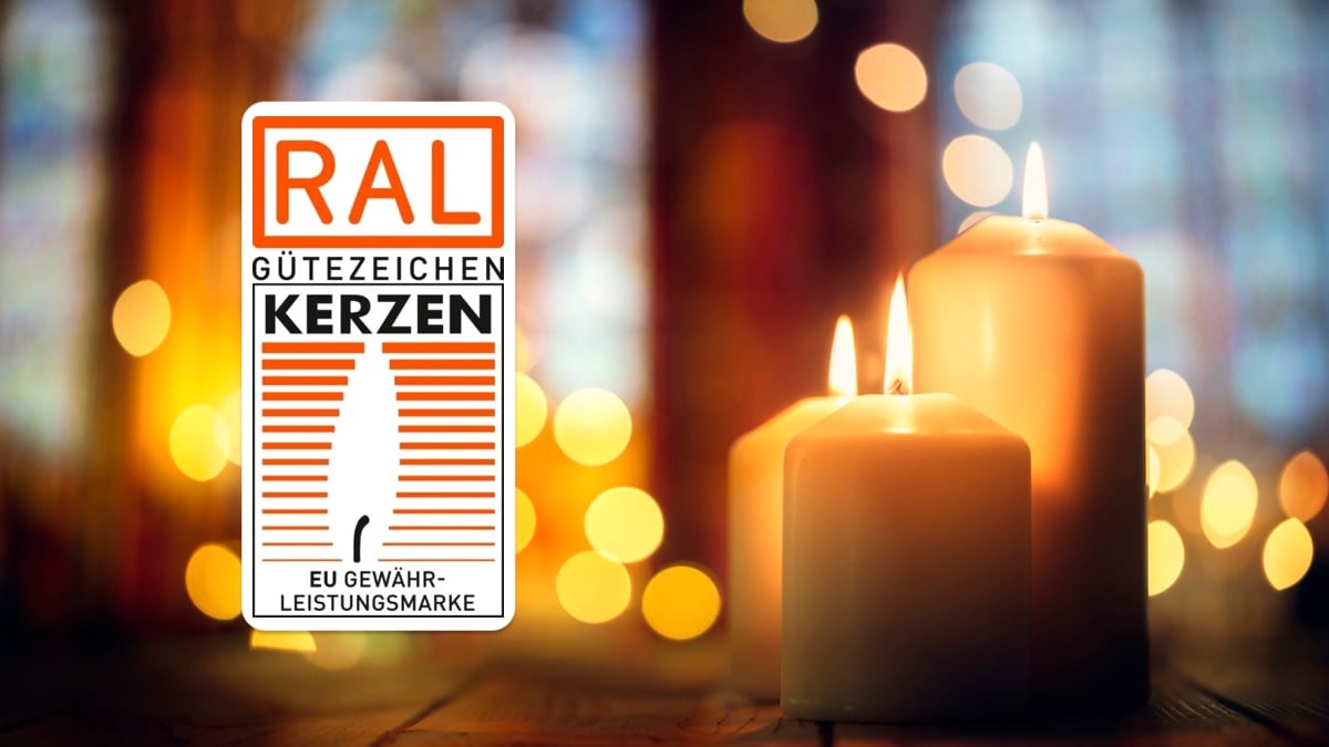 Vorsicht vor Giftstoffen in Kerzen: Auf dieses Zeichen sollte man achten 6 Mehrere brennende Kerzen und links im Bild das RAL-Gütesiegel