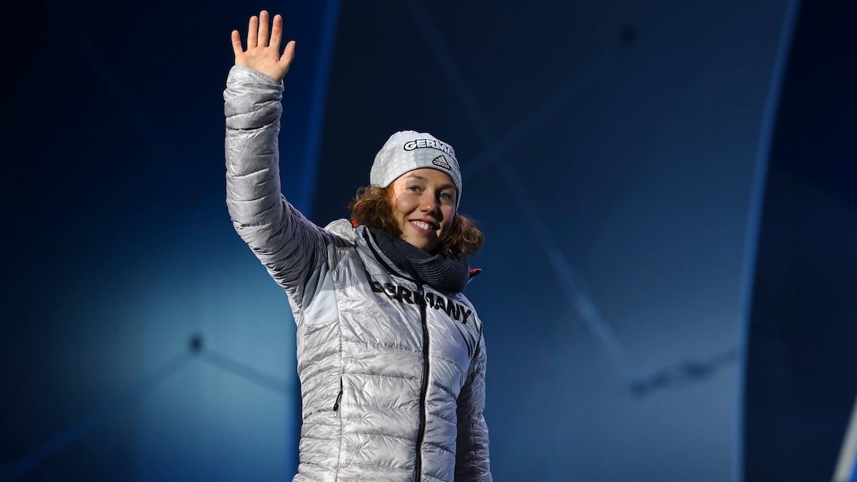 Laura Dahlmeier in der olympischen Kleidung bei den Spielen in Südkorea 2018