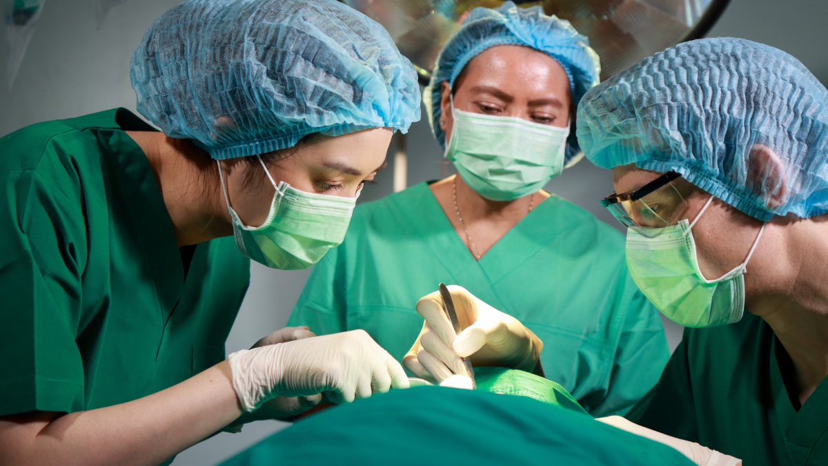 „Skinny BBL“: Experten warnen vor gefährlichem Schönheitstrend 2 skinny bbl 1